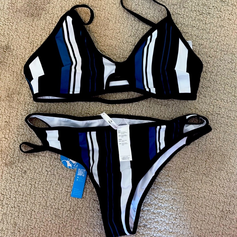 NWT size M Cupshe bathing suit